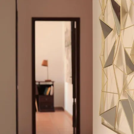 Lovelystay - Flats In Vrsa Historical Center *