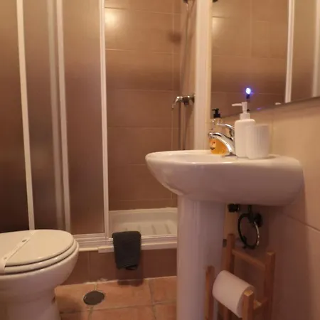 Lovelystay - Flats In Vrsa Historical Center Вила-Реал-ди-Санту-Антониу