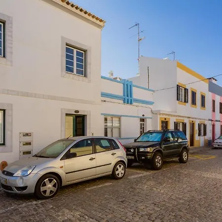 Апартаменты Lovelystay - Flats In Vrsa Historical Center