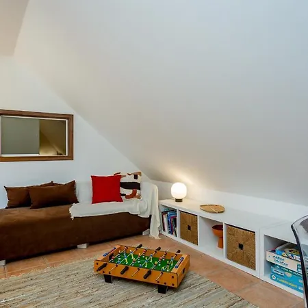 Lovelystay - Flats In Vrsa Historical Center * Вила-Реал-ди-Санту-Антониу
