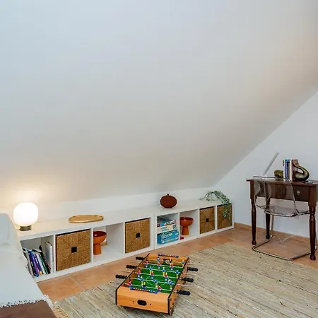 Lovelystay - Flats In Vrsa Historical Center *