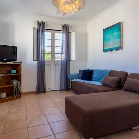 Апартаменты Lovelystay - Flats In Vrsa Historical Center *
